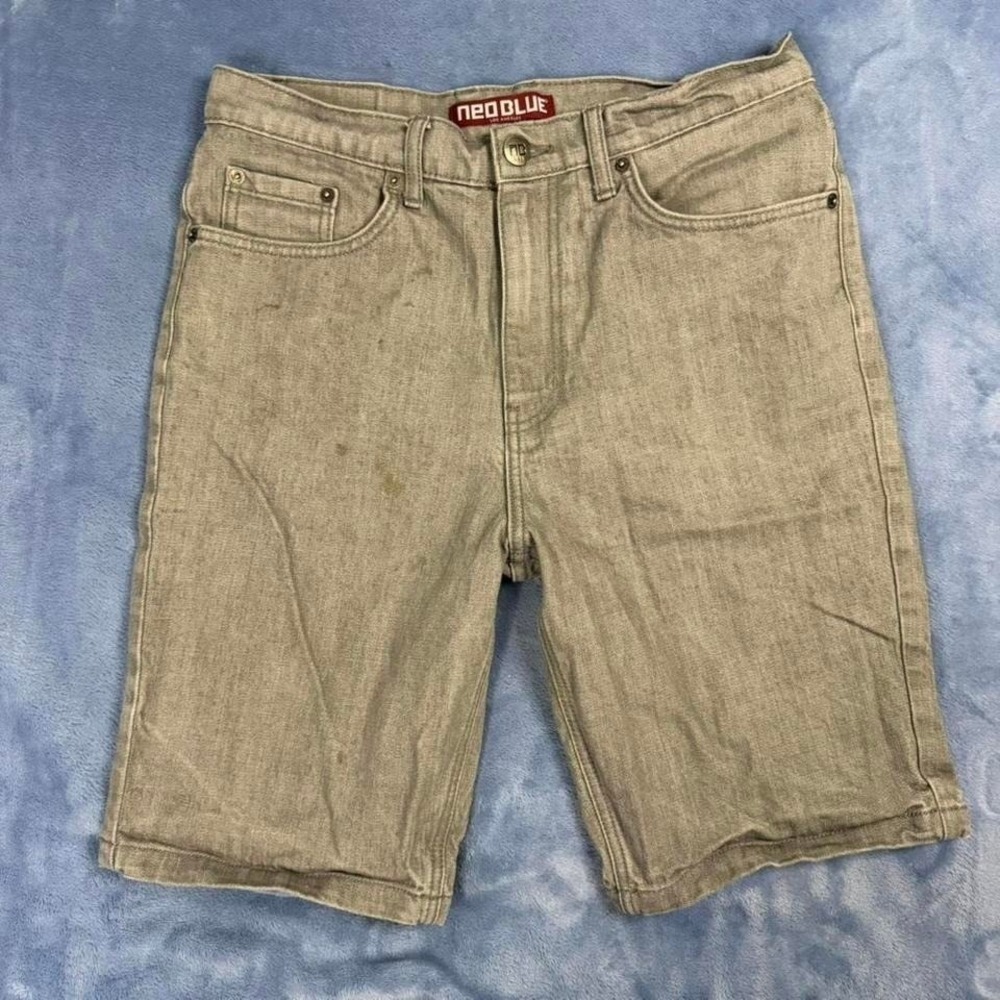 Vintage gray  denim shorts with a relaxed fit men size 34‎
